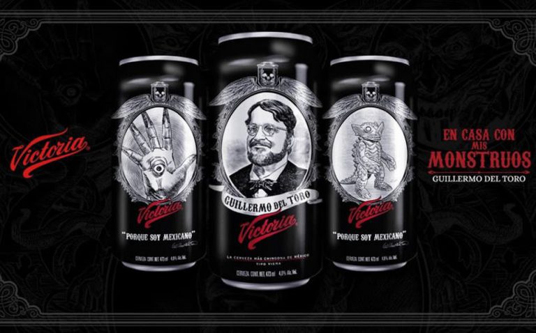 Guillermo del Toro reclama a cervecera por usar su imagen