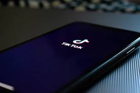 TikTok divulga sus algoritmos y aconseja a su competencia hacer lo mismo