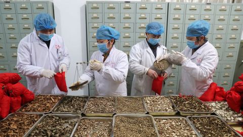 En duda la eficacia de la medicina tradicional china contra Covid-19