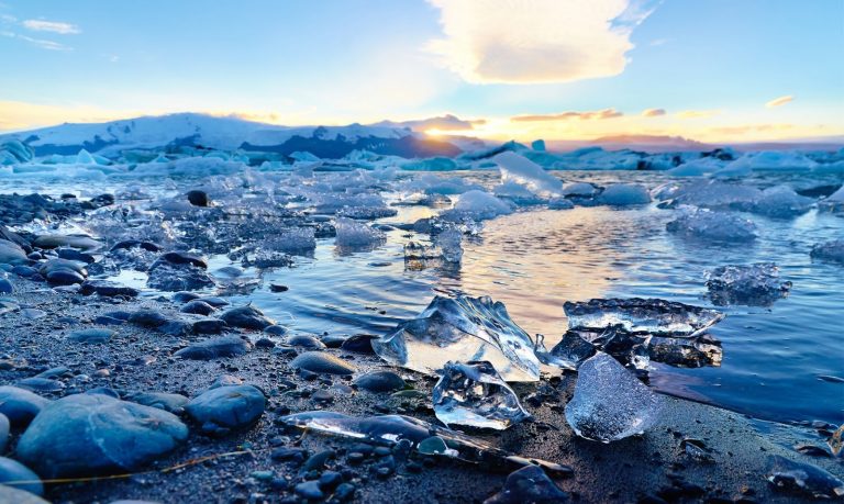 La Tierra perdió 28 billones de toneladas de hielo en tan sólo 23 años, según estudio