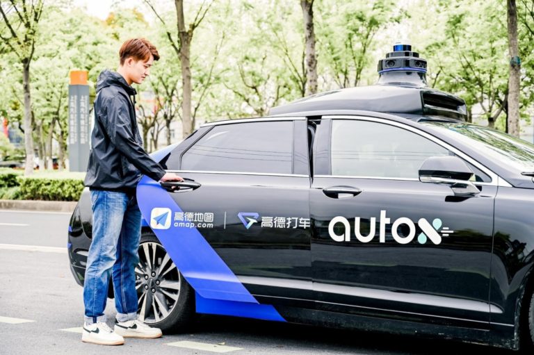 China sigue apostando por la innovación con lanzamiento de taxis 100% autónomos