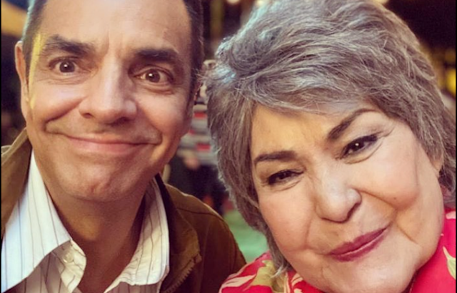 Eugenio Derbez podría producir bioserie sobre Carmen Salinas