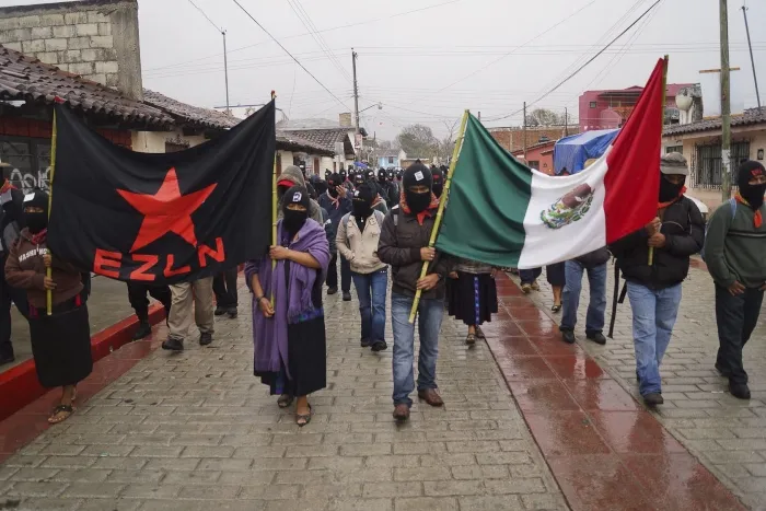 Desplazados por levantamiento armado en Chiapas en 1994 exigen pago al EZLN