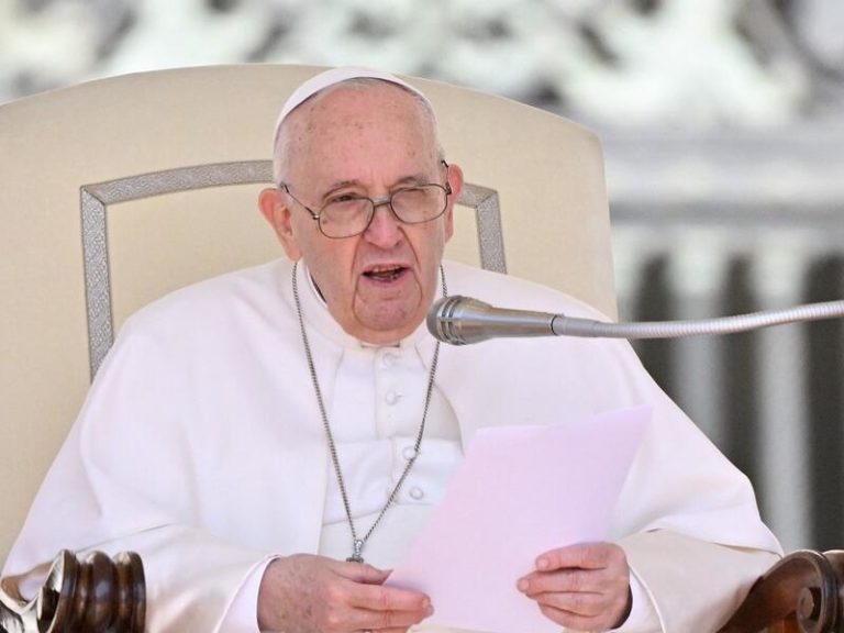 El papa Francisco se muestra “costernado” por “tantos asesinatos en México”