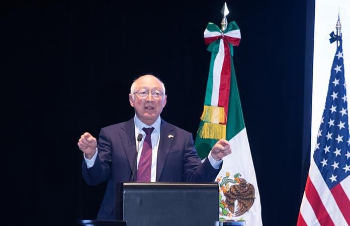 El embajador de EE.UU. en México reivindica su “buena relación” con López Obrador